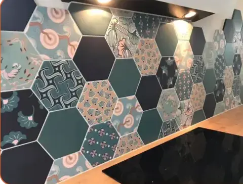 faïence salle de bain à Chavagne - image 2